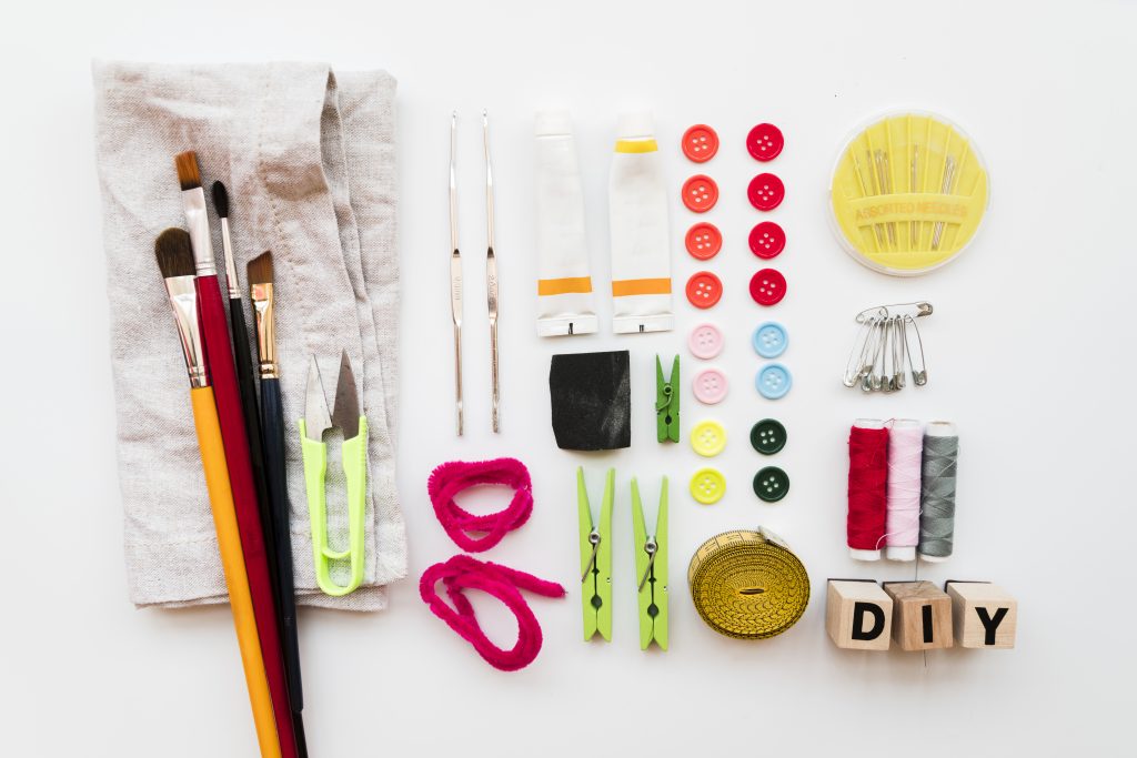 Le matériel de scrapbooking.