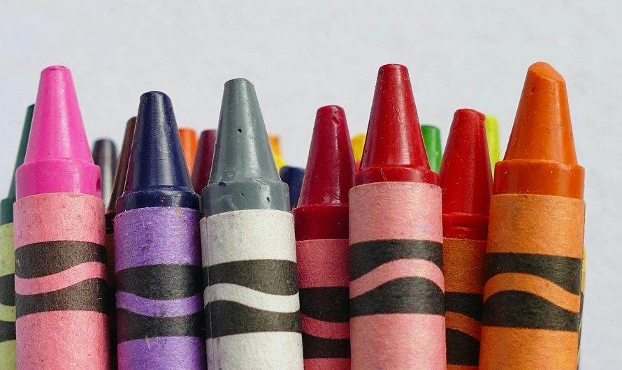 Les crayons, l&rsquo;indispensable pour se lancer dans le scrapbooking